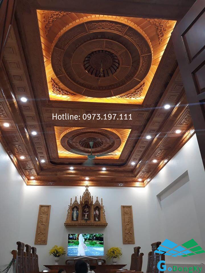 Mẫu trần gỗ gõ đỏ đẹp