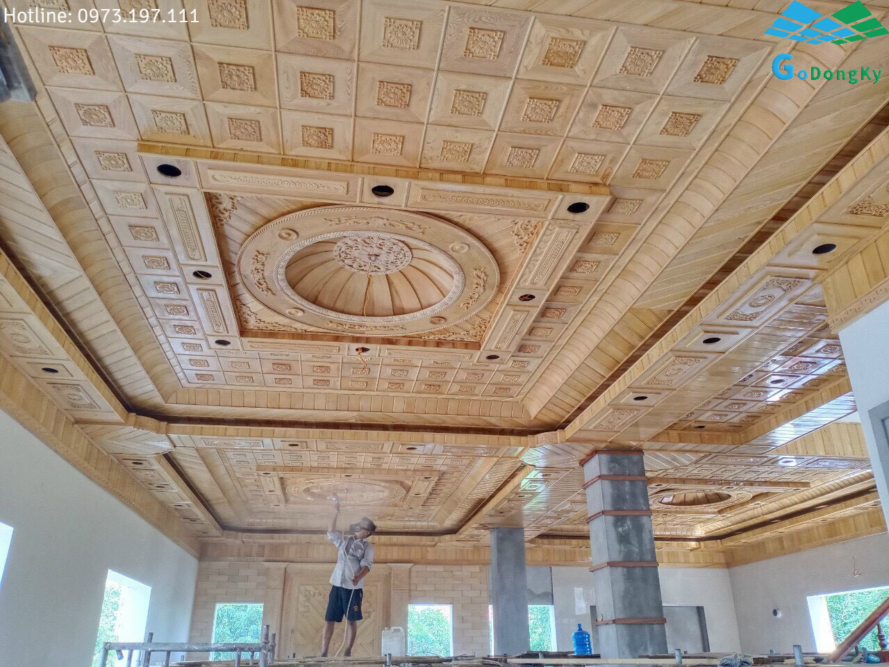 Mẫu trần gỗ pơ mu đẹp tại Phú Yên