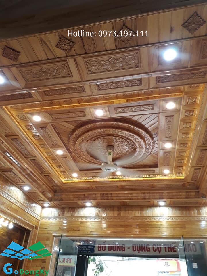 Mẫu trần gỗ pơ mu đẹp