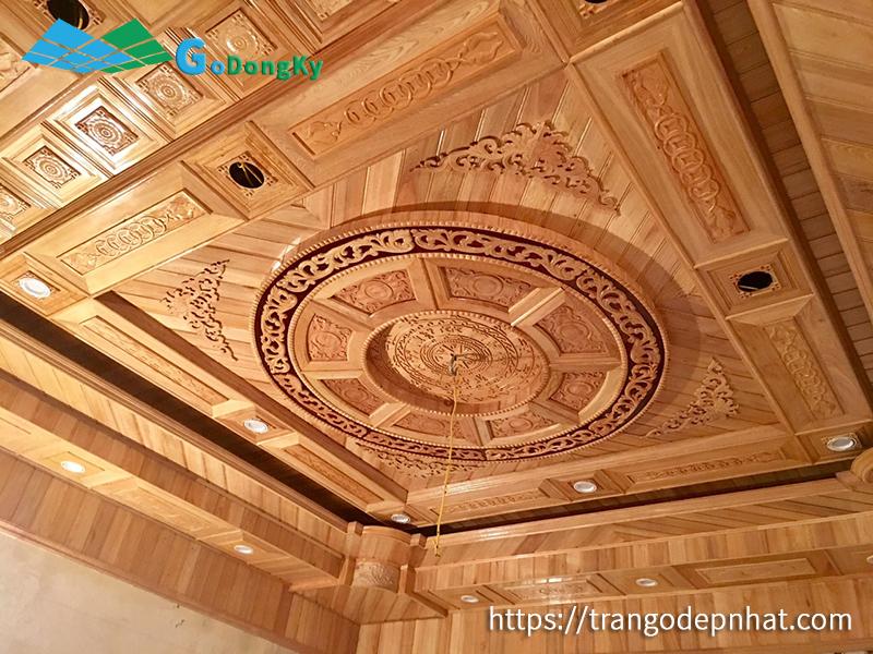 Trần gỗ pơmu TPM07 