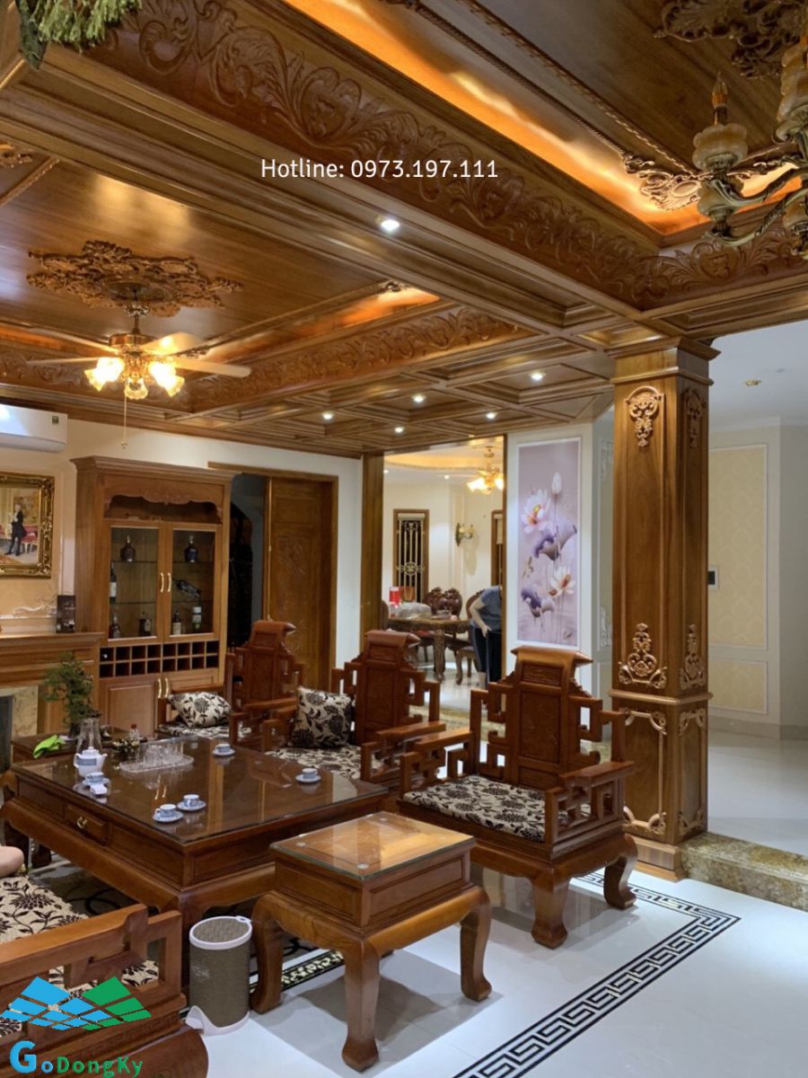 Trần gỗ thiết kế phong cách cổ điển đẹp